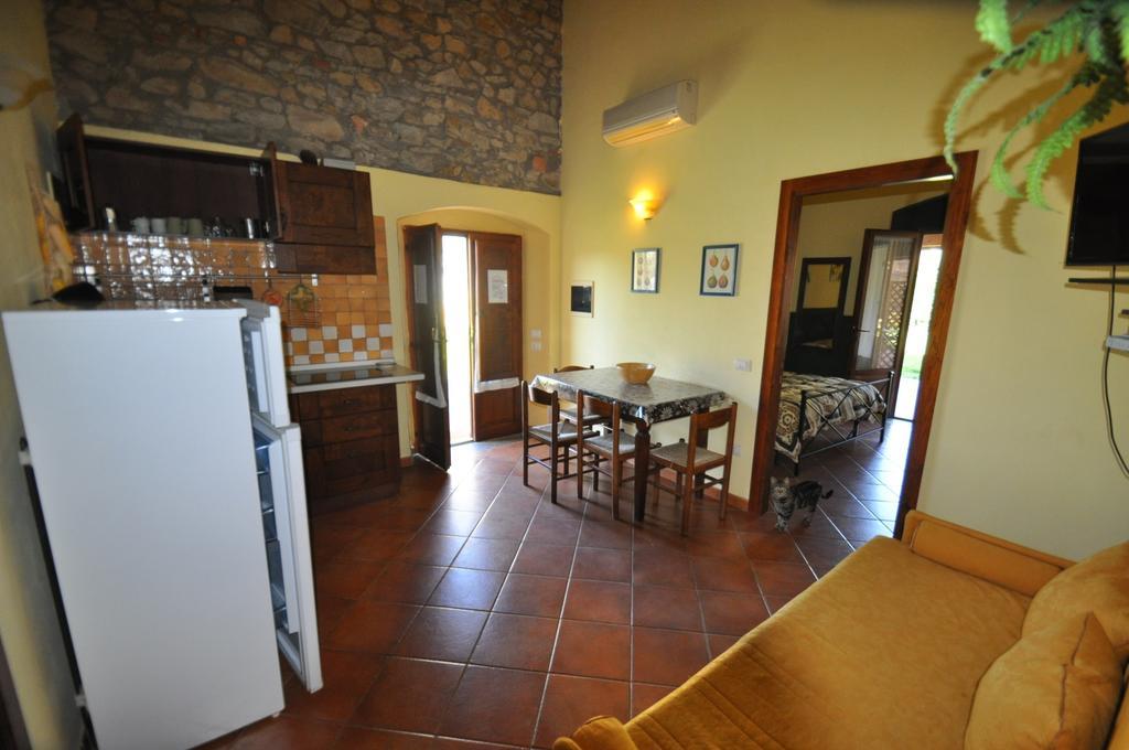 Willa Agriturismo Il Cerrosughero Scarlino Pokój zdjęcie