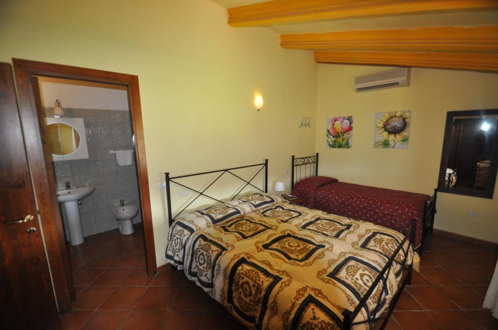 Willa Agriturismo Il Cerrosughero Scarlino Pokój zdjęcie